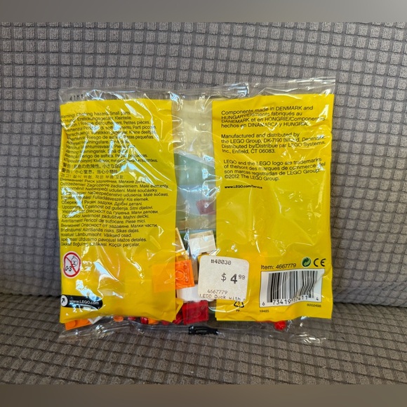 Brand New LEGO 40030 Seasonal Set - Duck with Ducklings Polybag Sealed 2012 - Picture 3 of 3